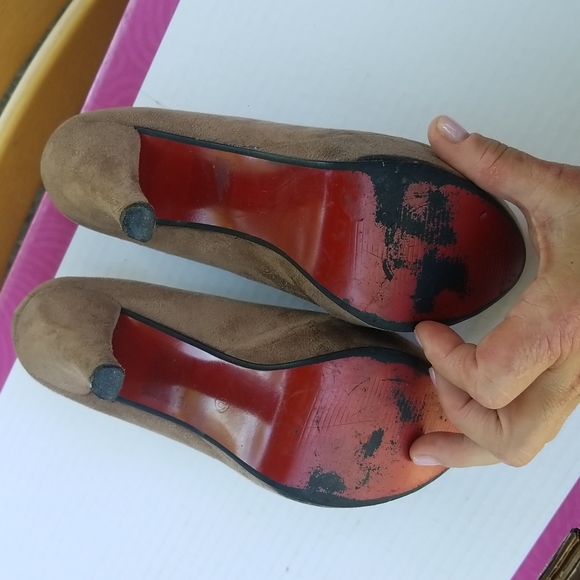 Italian suede taupe pumps - Picture 3 of 4